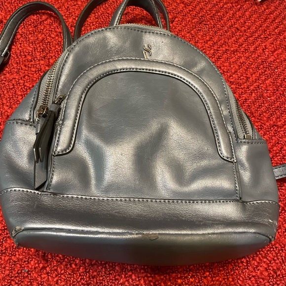Stylish Gray Backpack - Picture 1 of 5